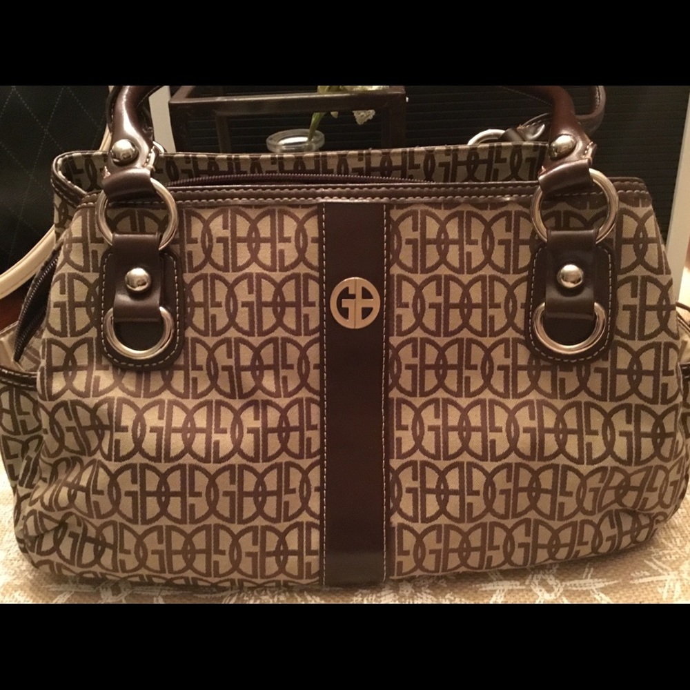 Giani Bernini shoulder Purse